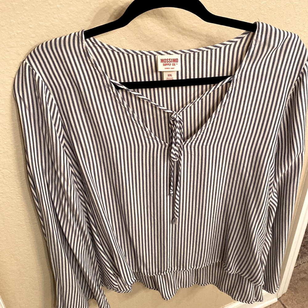 Mossimo Women’s Striped Hi-Lo Bell Sleeve Blouse (Size XXL)